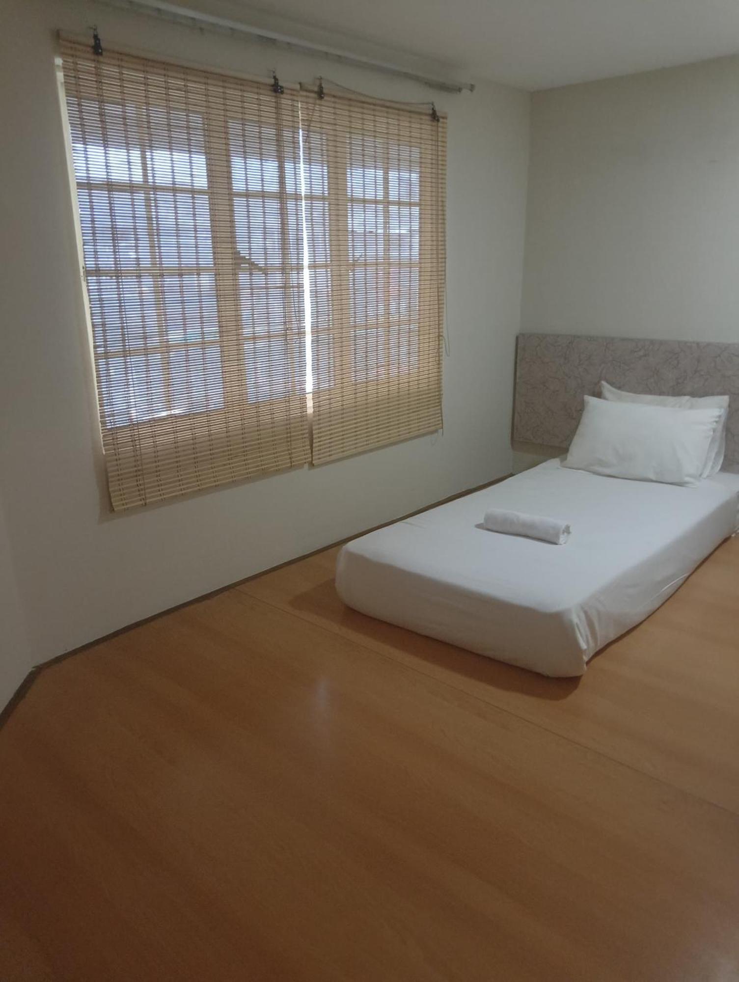 Swing & Pillows - Pj Ss2 Petaling Jaya Exterior photo